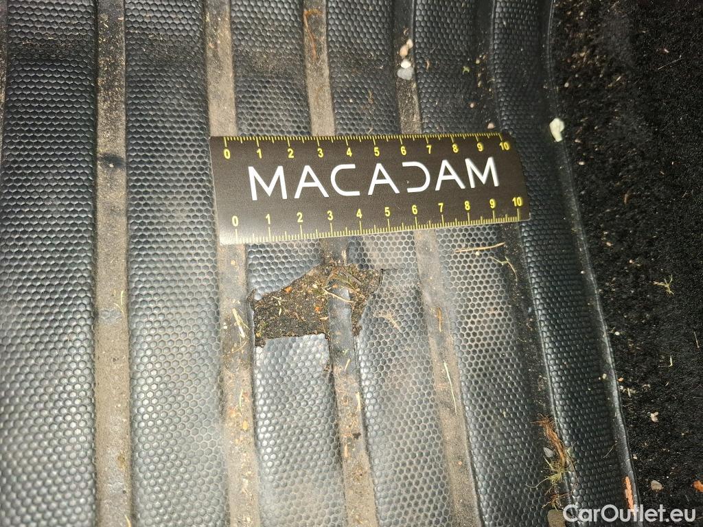  Peugeot  2008  Allure 1.5 HDi 110CV BVM6 E6d #28