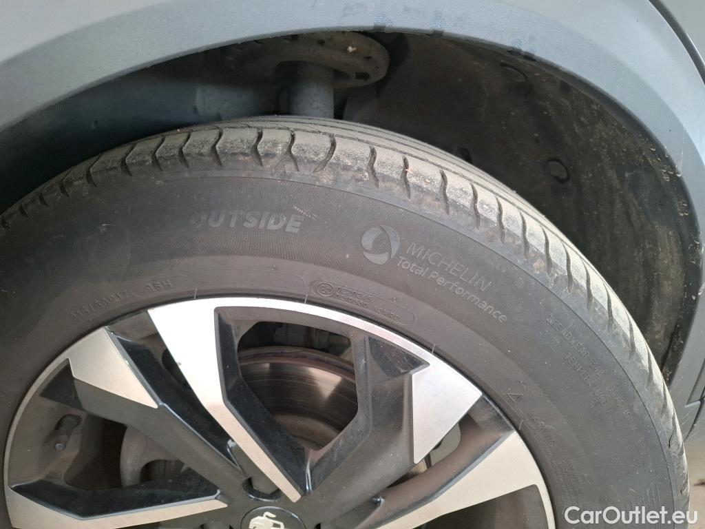  Peugeot  2008  Allure 1.5 HDi 110CV BVM6 E6d #38