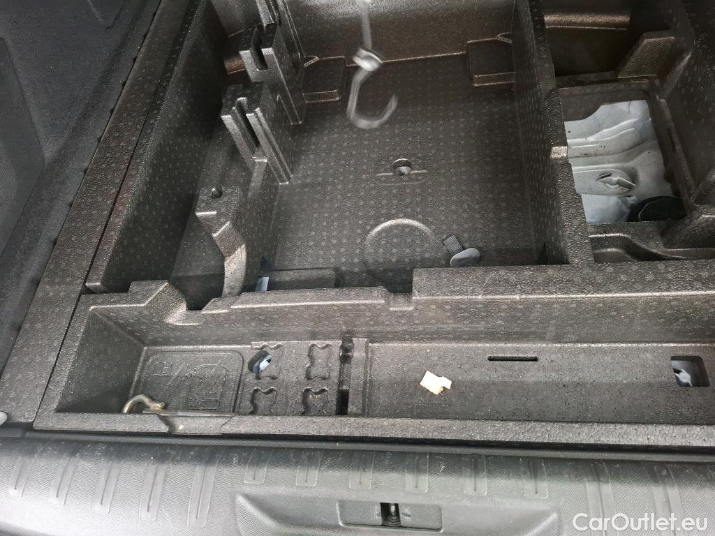  Peugeot  308 PEUGEOT  SW 5p ET 1.6 BlueHDi 120 S&S Active 5P #24