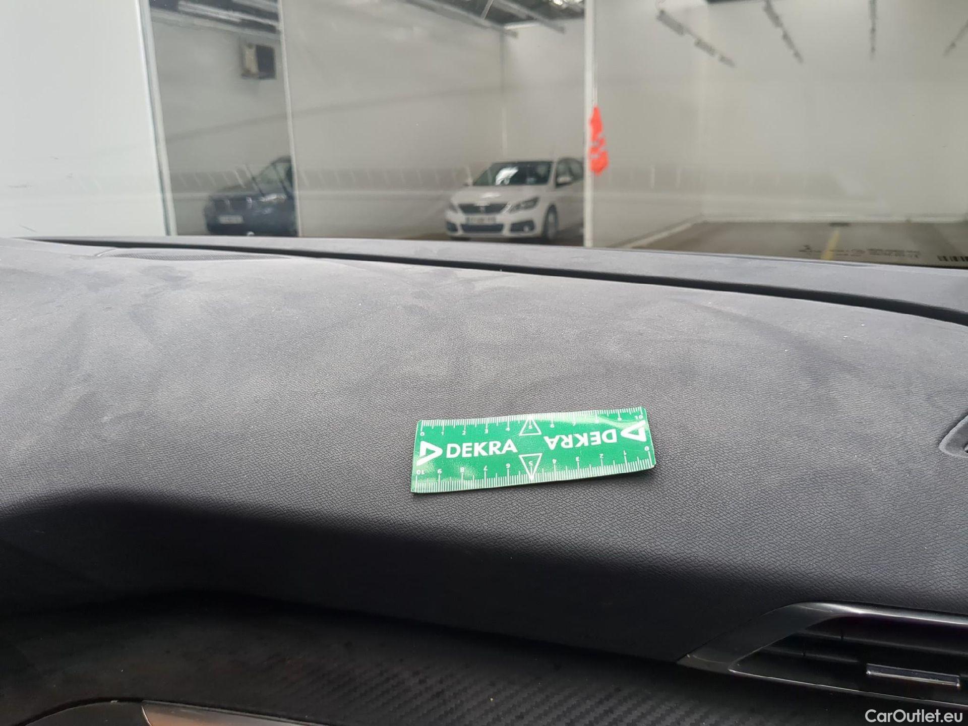  Peugeot  3008  Active Pack 1.5 HDi 130CV BVA8 E6d #4