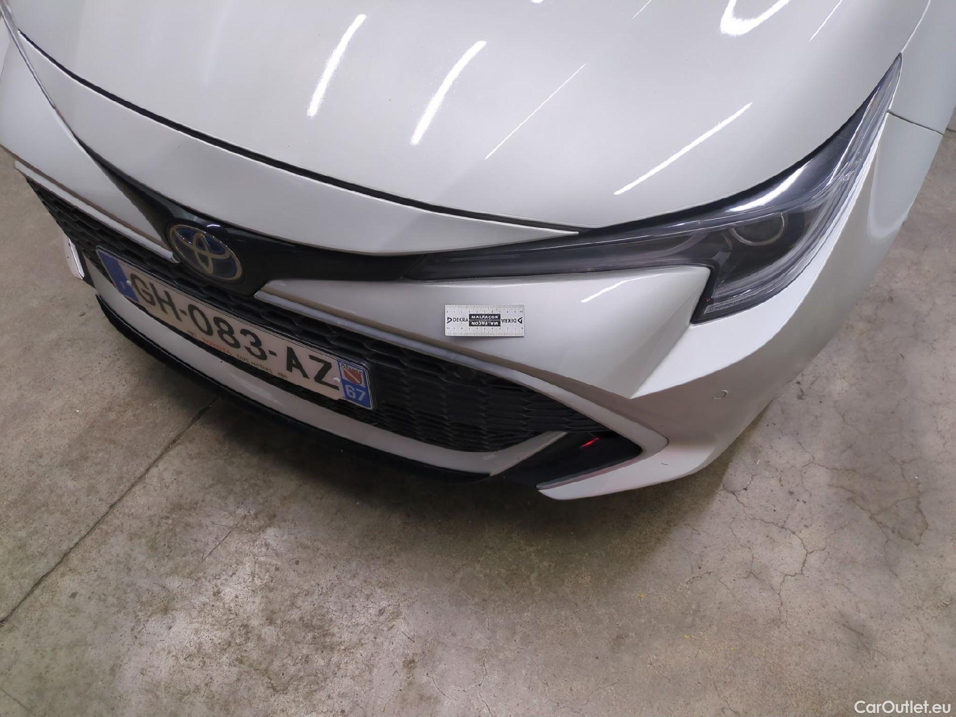  Toyota  Corolla TOYOTA  / 2018 / 5P / Berline Hybride 184h Collection #26