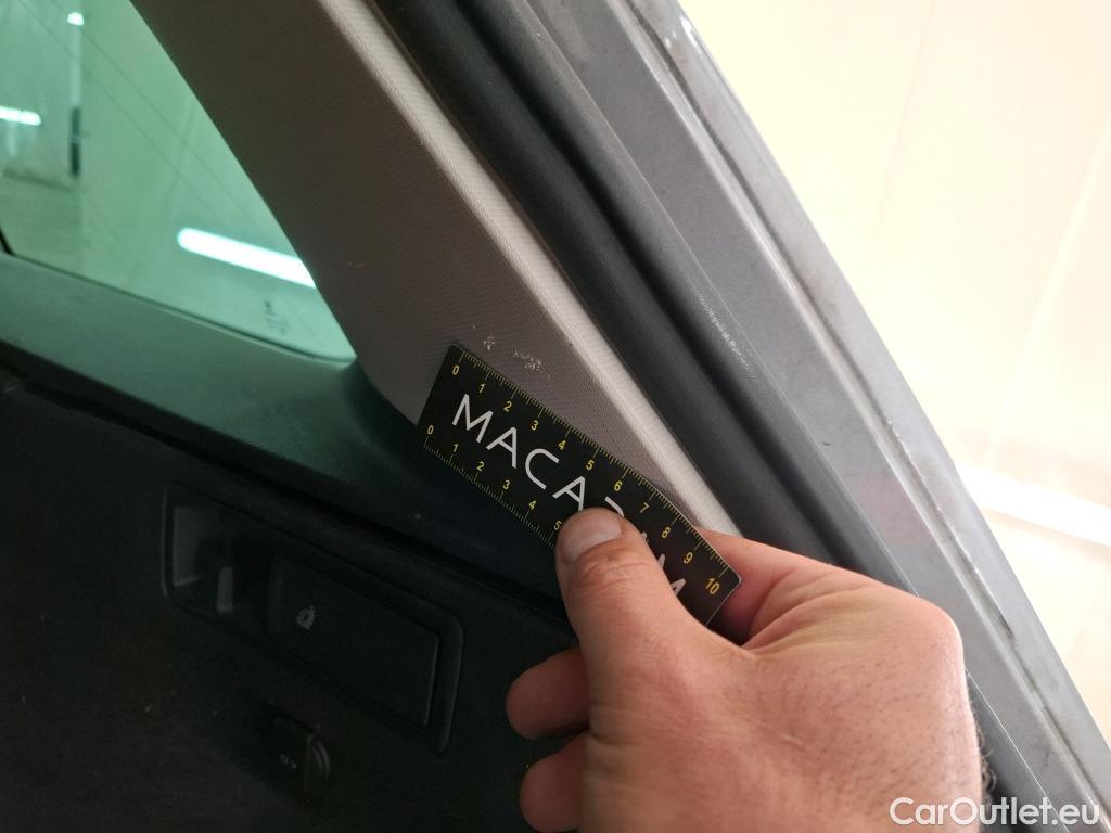  Volkswagen  Passat VOLKSWAGEN  SW / 2019 / 5P / Break 2.0 TDI 150 SCR DSG7 SW LOUNGE #11