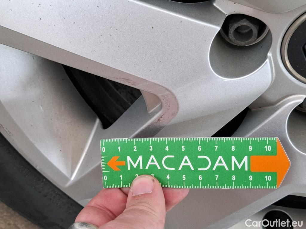  Renault  Clio  V Business 1.5 dCi 100CV BVM6 E6d #40