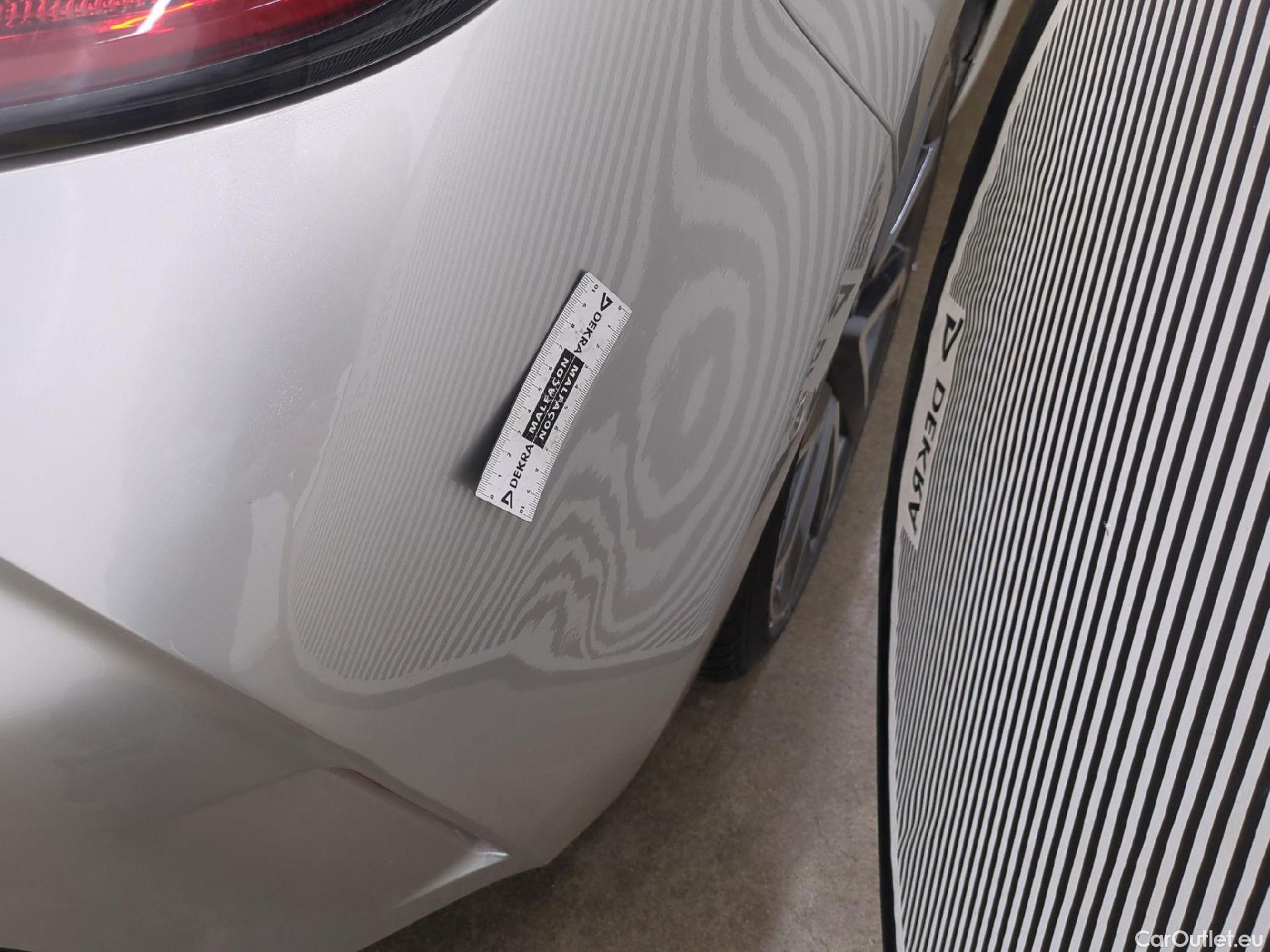  Toyota  Corolla TOYOTA  / 2018 / 5P / Berline Hybride 184h Collection #34