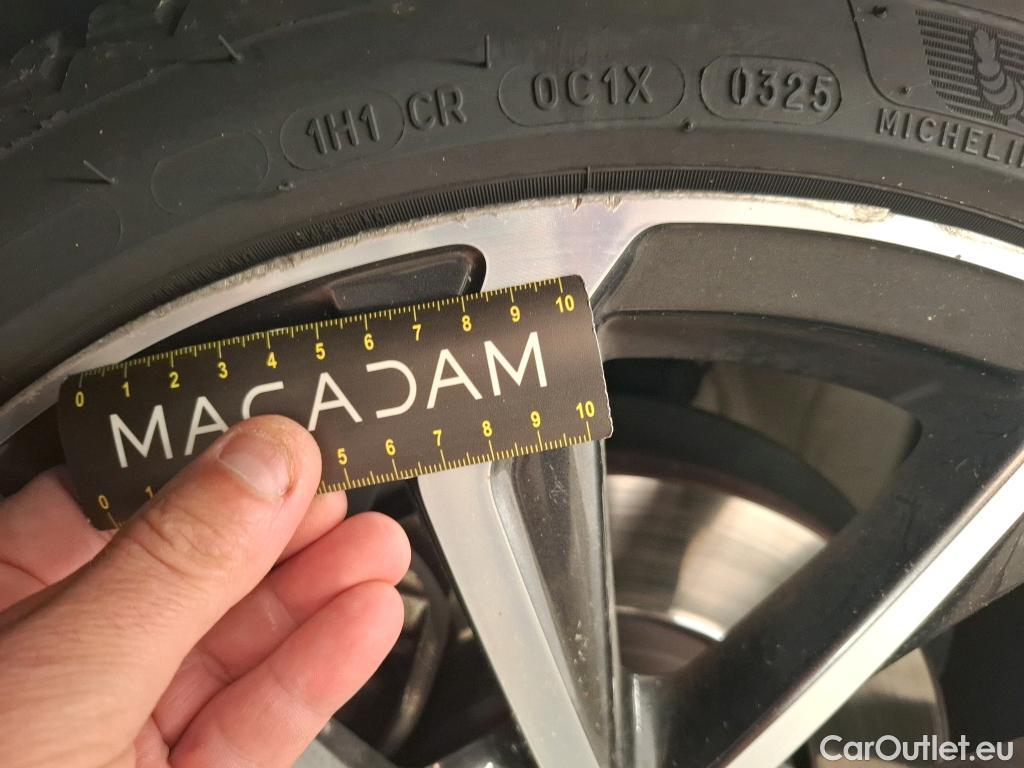  Toyota  Corolla TOYOTA  Touring Sports / 2018 / 5P / Break Hybride 180h Collection #33