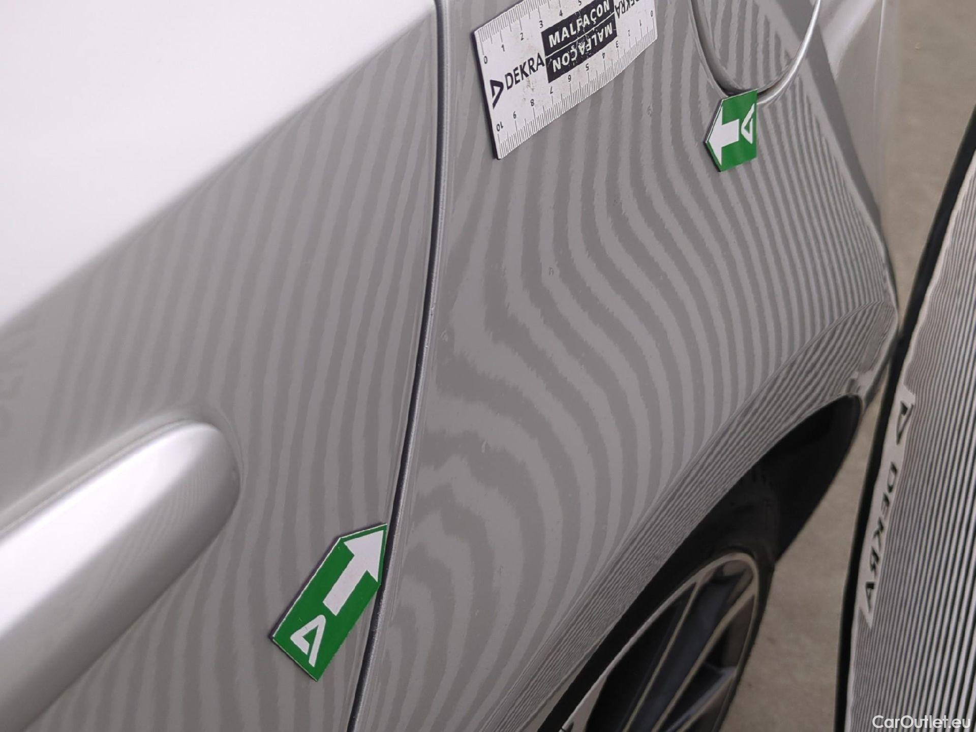  Toyota  Corolla TOYOTA  / 2018 / 5P / Berline Hybride 184h Collection #32