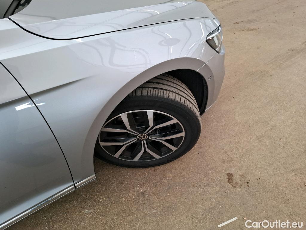  Volkswagen  Passat VOLKSWAGEN  SW / 2019 / 5P / Break 2.0 TDI 150 SCR DSG7 SW LOUNGE #6