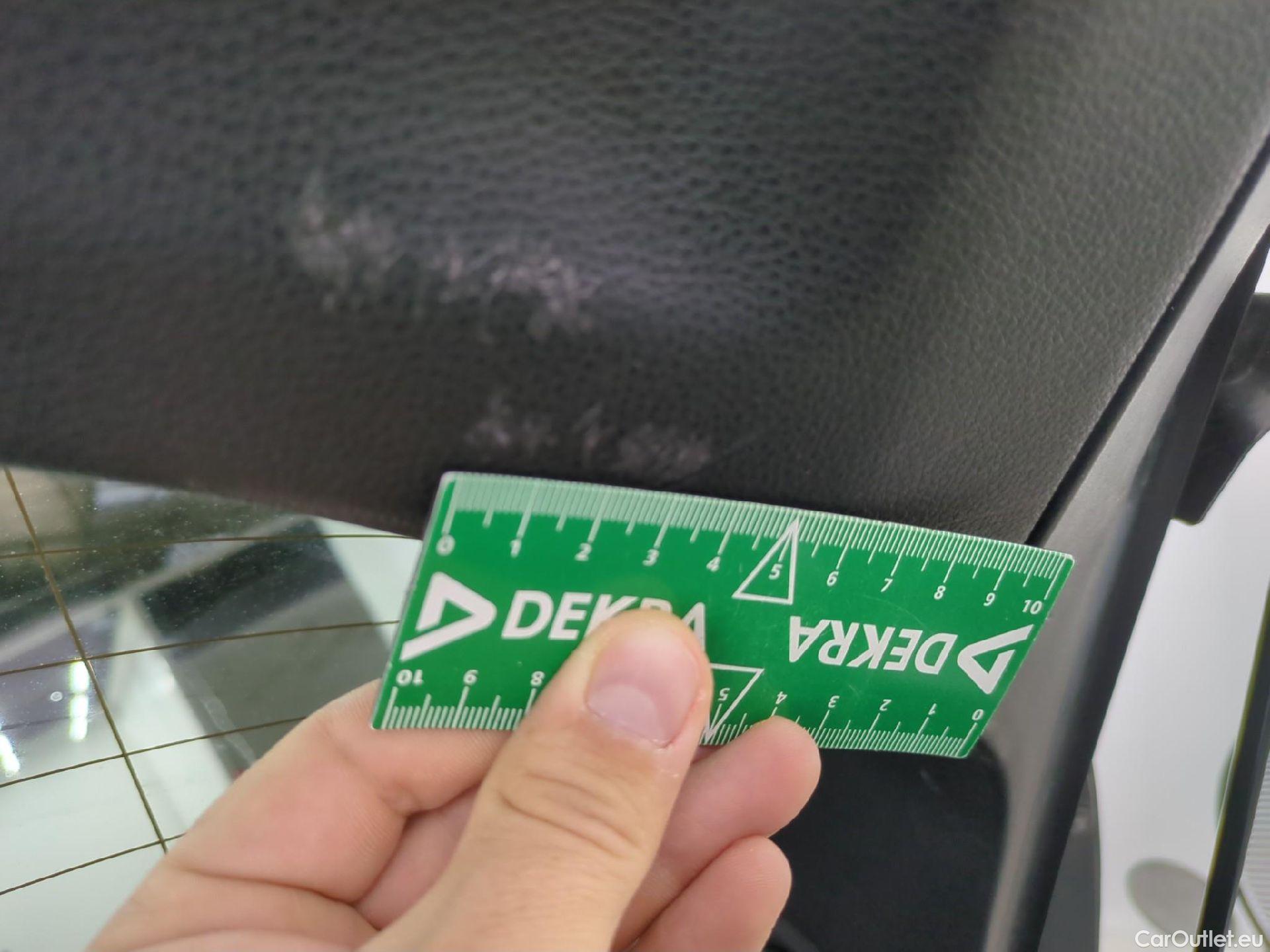  Toyota  Corolla TOYOTA  / 2018 / 5P / Berline Hybride 184h Collection #3