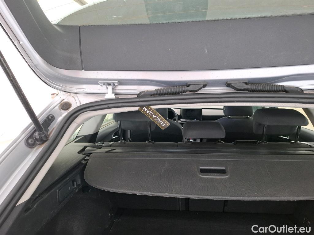  Seat  Leon SEAT  Sportstourer / 2020 / 5P / Break 1.0 eTSI 110 DSG S&S Style Business #7