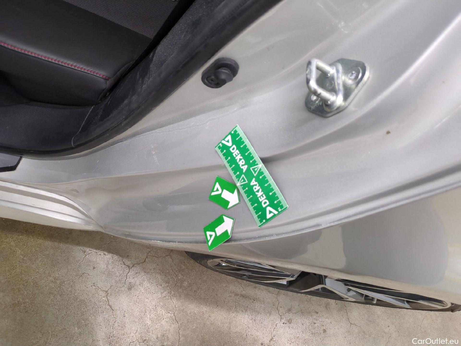  Toyota  Corolla TOYOTA  / 2018 / 5P / Berline Hybride 184h Collection #2