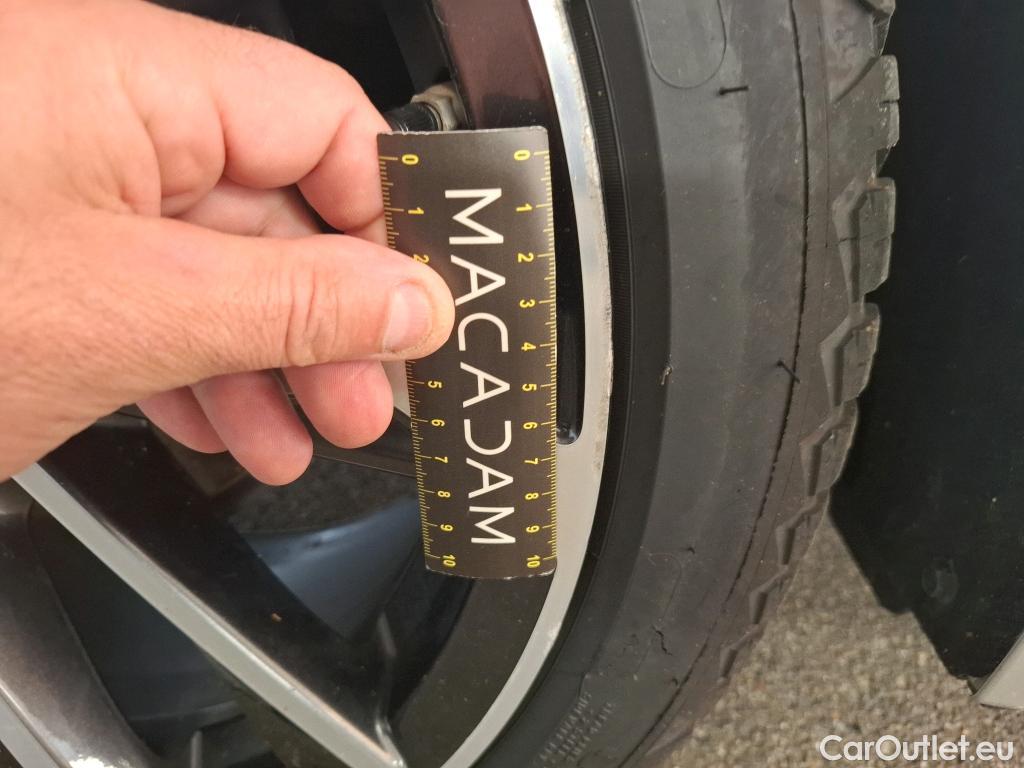  Toyota  Corolla TOYOTA  Touring Sports / 2018 / 5P / Break Hybride 180h Collection #25