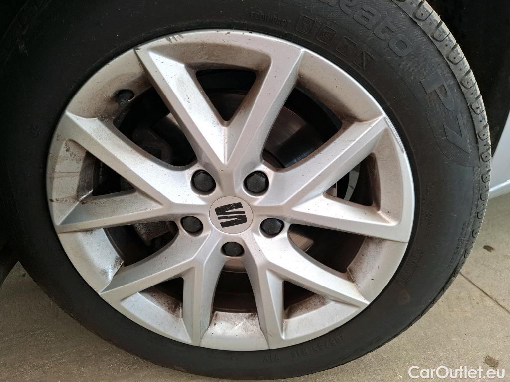  Seat  Leon SEAT  Sportstourer / 2020 / 5P / Break 1.0 eTSI 110 DSG S&S Style Business #18