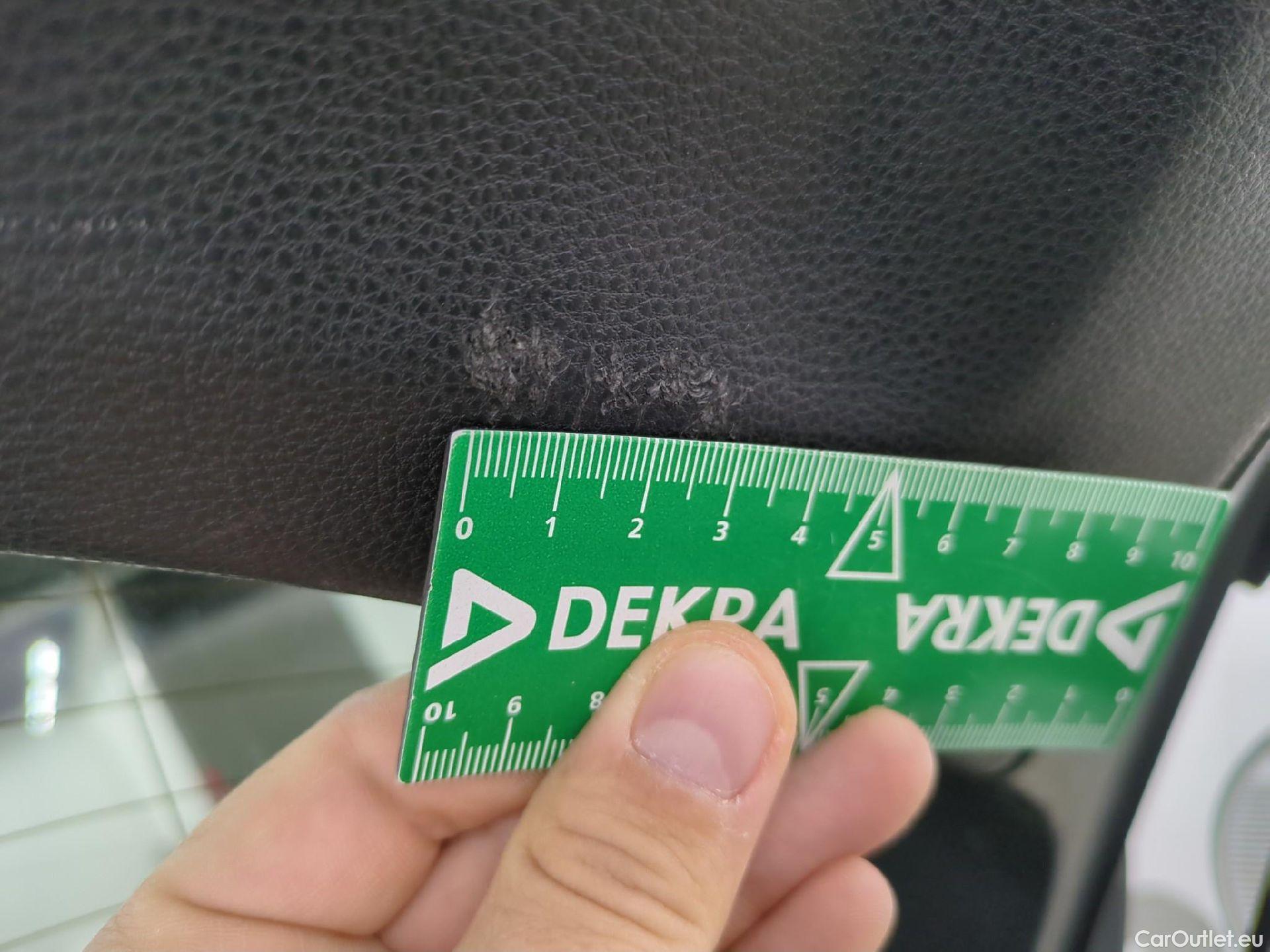  Toyota  Corolla TOYOTA  / 2018 / 5P / Berline Hybride 184h Collection #4