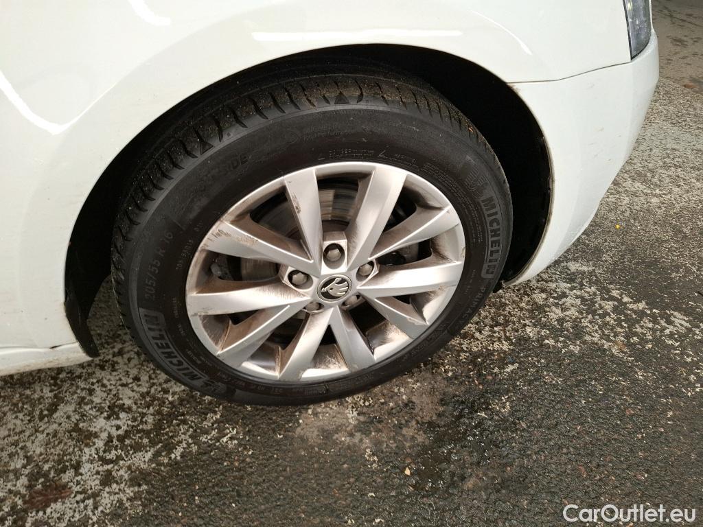  Skoda  Octavia  Combi Business 1.6 TDI 115CV BVA7 E6 #19