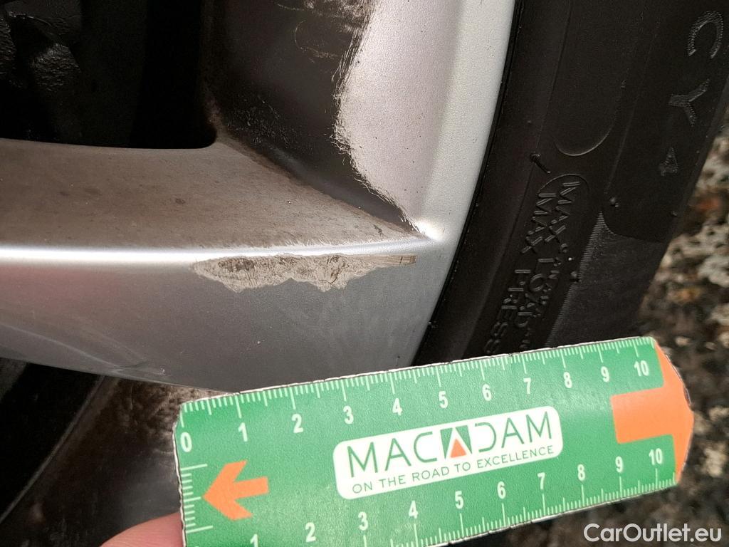  Skoda  Octavia  Combi Business 1.6 TDI 115CV BVA7 E6 #26