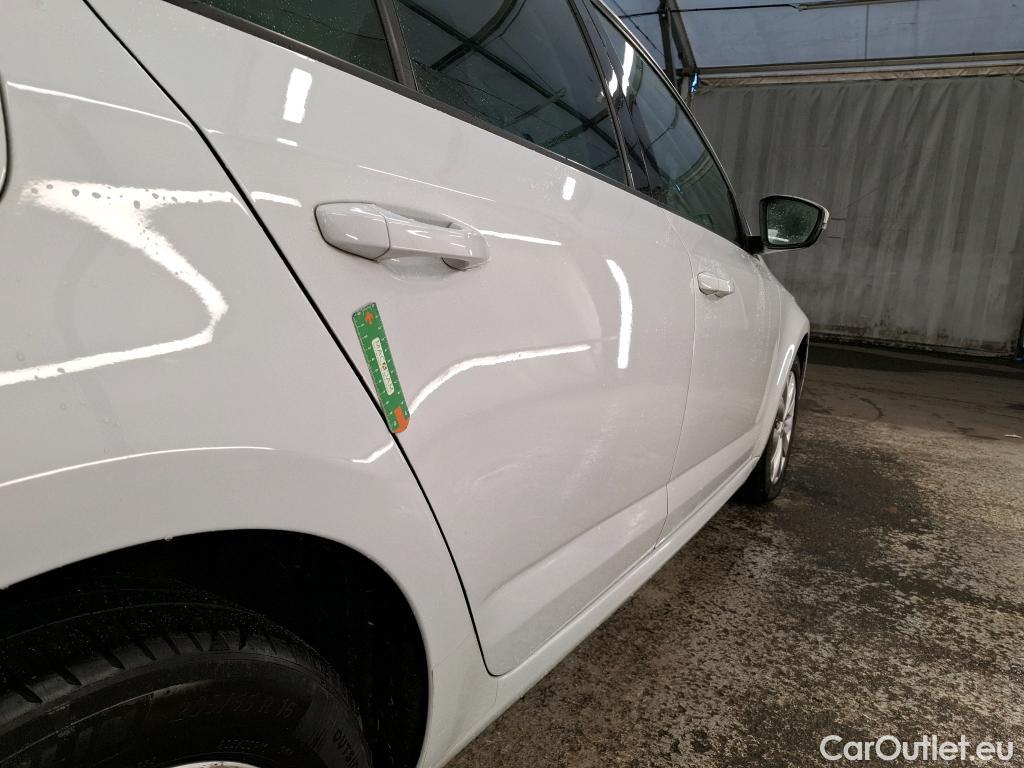  Skoda  Octavia  Combi Business 1.6 TDI 115CV BVA7 E6 #3