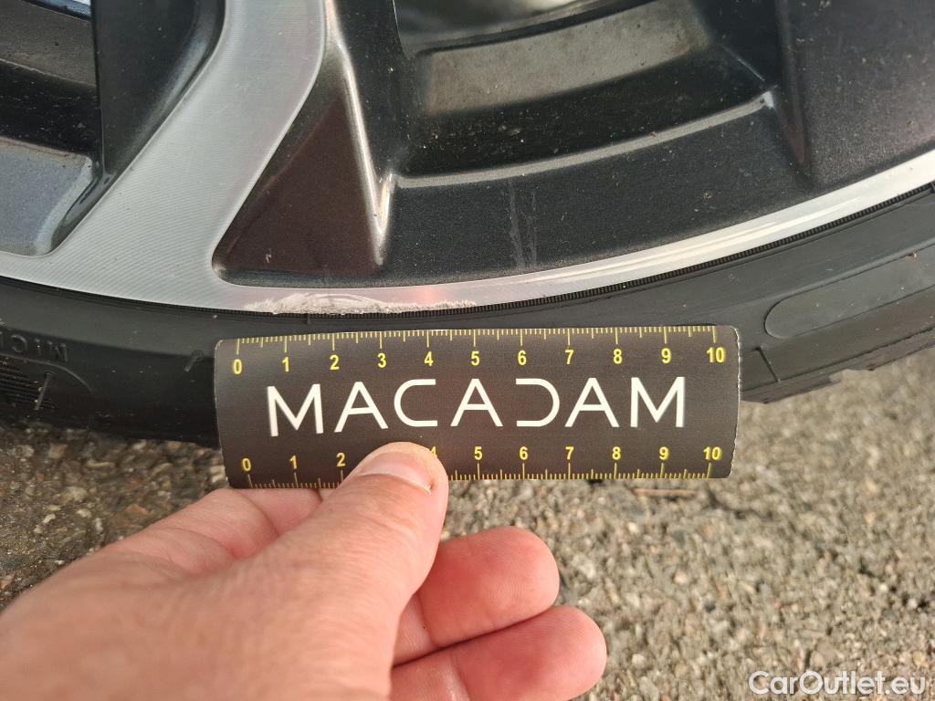  Toyota  Corolla TOYOTA  Touring Sports / 2018 / 5P / Break Hybride 180h Collection #26