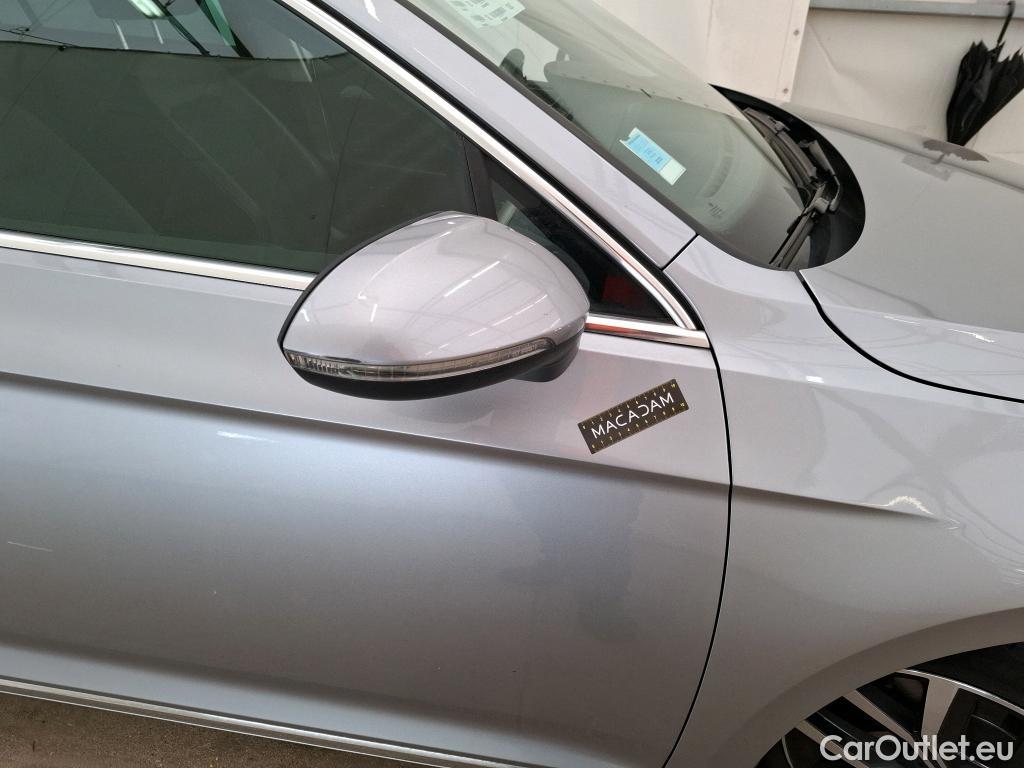  Volkswagen  Passat VOLKSWAGEN  SW / 2019 / 5P / Break 2.0 TDI 150 SCR DSG7 SW LOUNGE #21