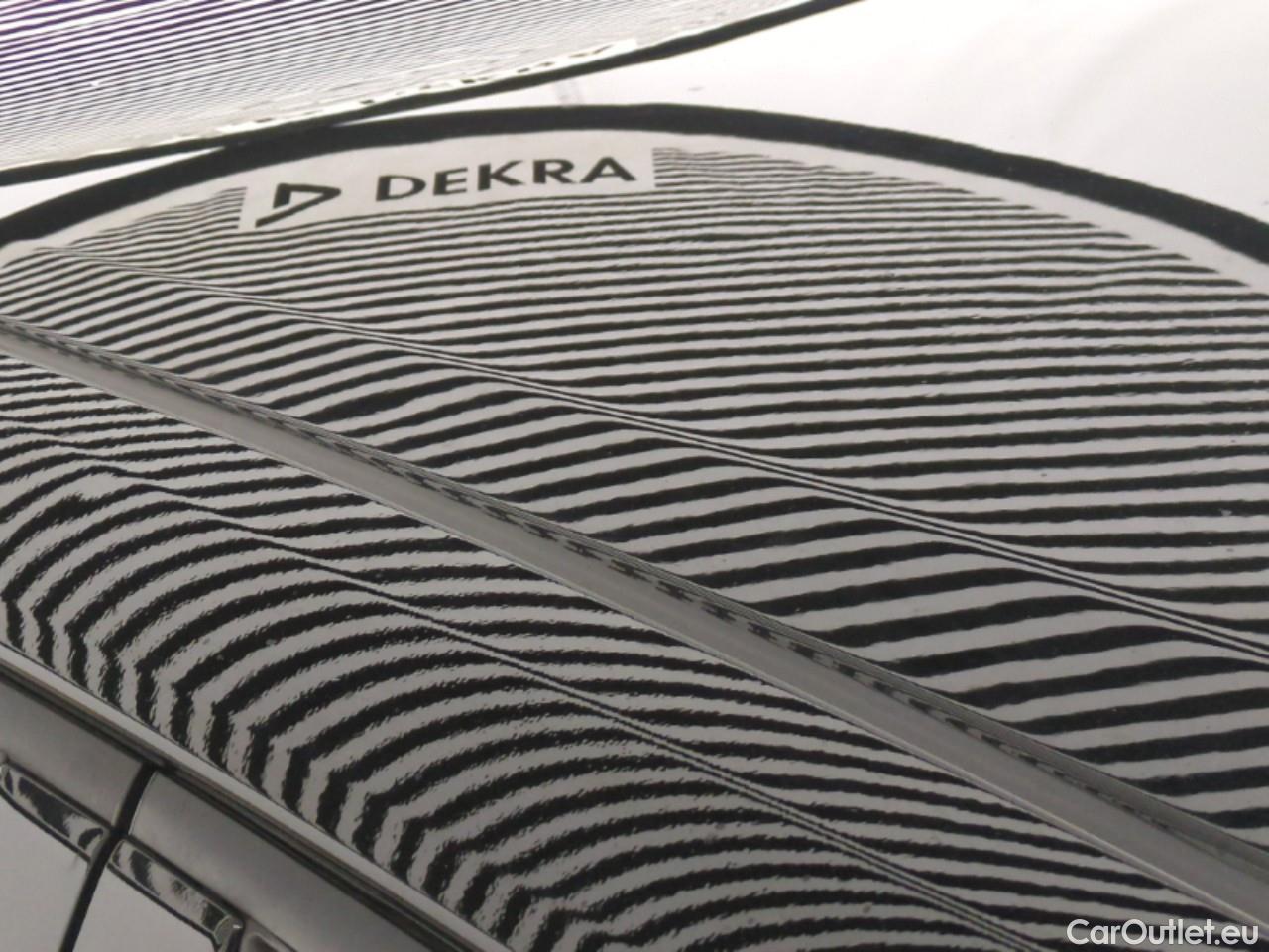  Toyota  Corolla TOYOTA  / 2018 / 5P / Berline Hybride 184h Collection #21