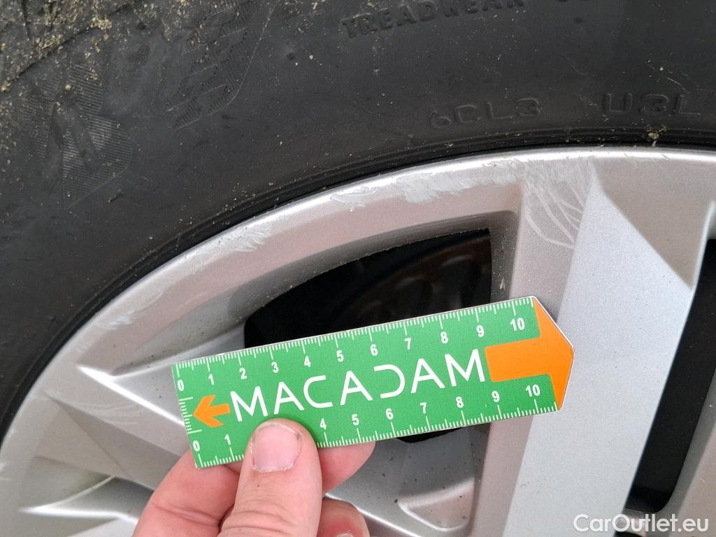  Renault  Clio  V Business 1.5 dCi 100CV BVM6 E6d #37