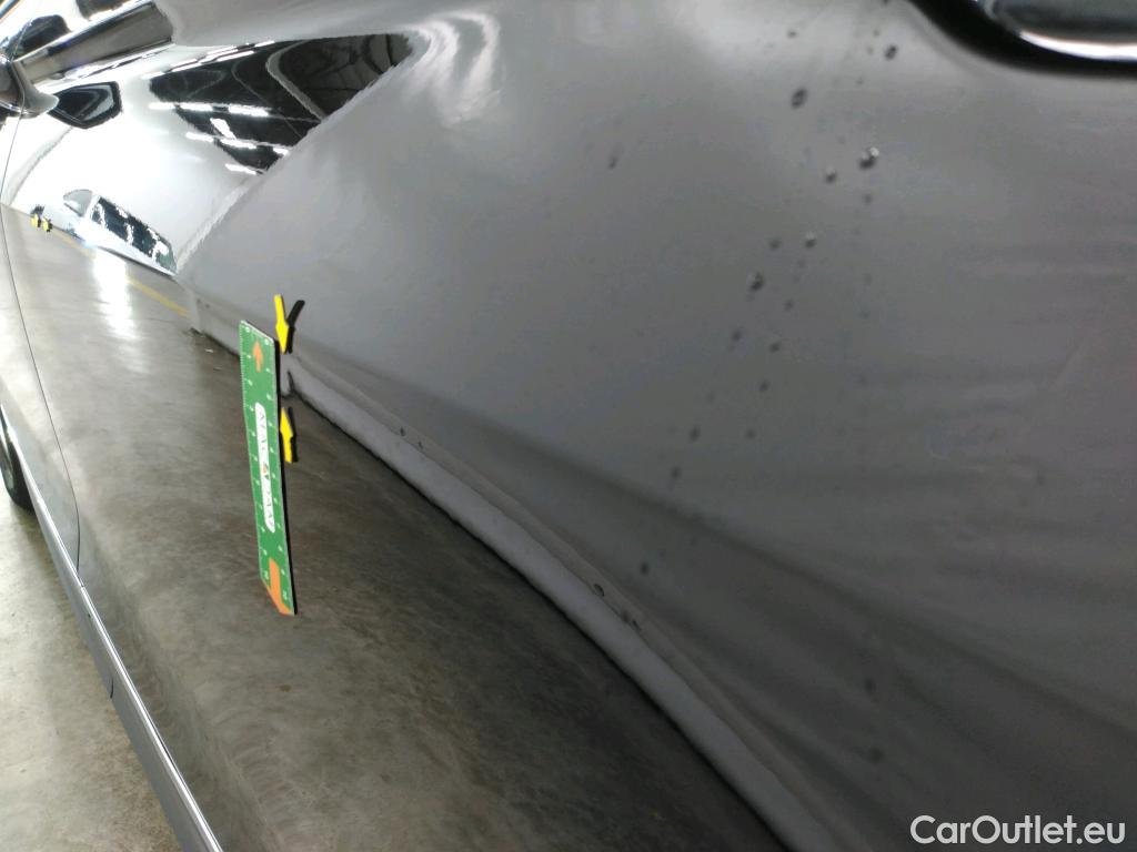  Volkswagen  Tiguan VOLKSWAGEN  Allspace / 2017 / 5P / SUV 2.0 TDI 150 DSG7 Carat #4