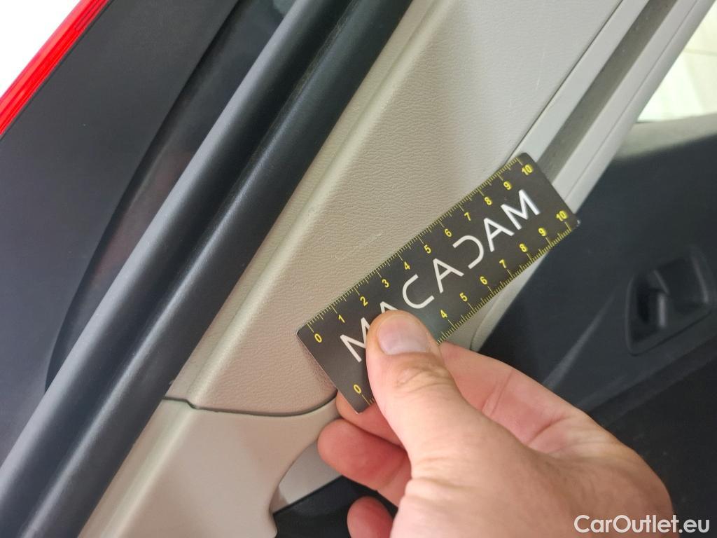  Volvo  XC60 VOLVO  / 2021 / 5P / SUV Recharge T6 350 Geartronic 8 Start #18