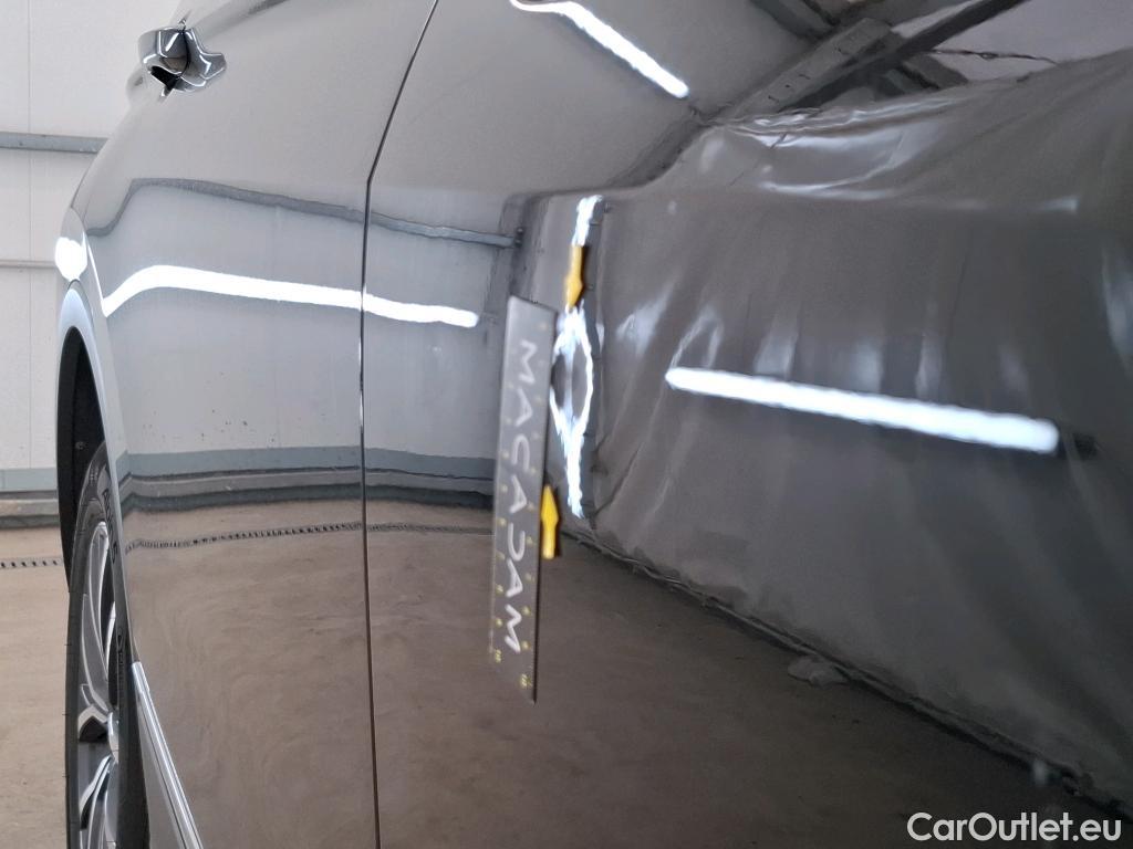  Volkswagen  Tiguan VOLKSWAGEN  Allspace / 2017 / 5P / SUV 2.0 TDI 150 DSG7 Confortline Business #10