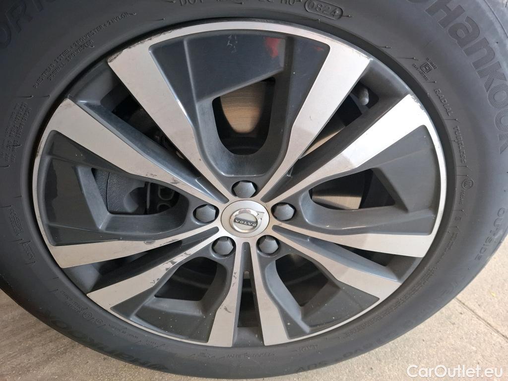  Volvo  XC60 VOLVO  / 2021 / 5P / SUV Recharge T6 350 Geartronic 8 Start #28