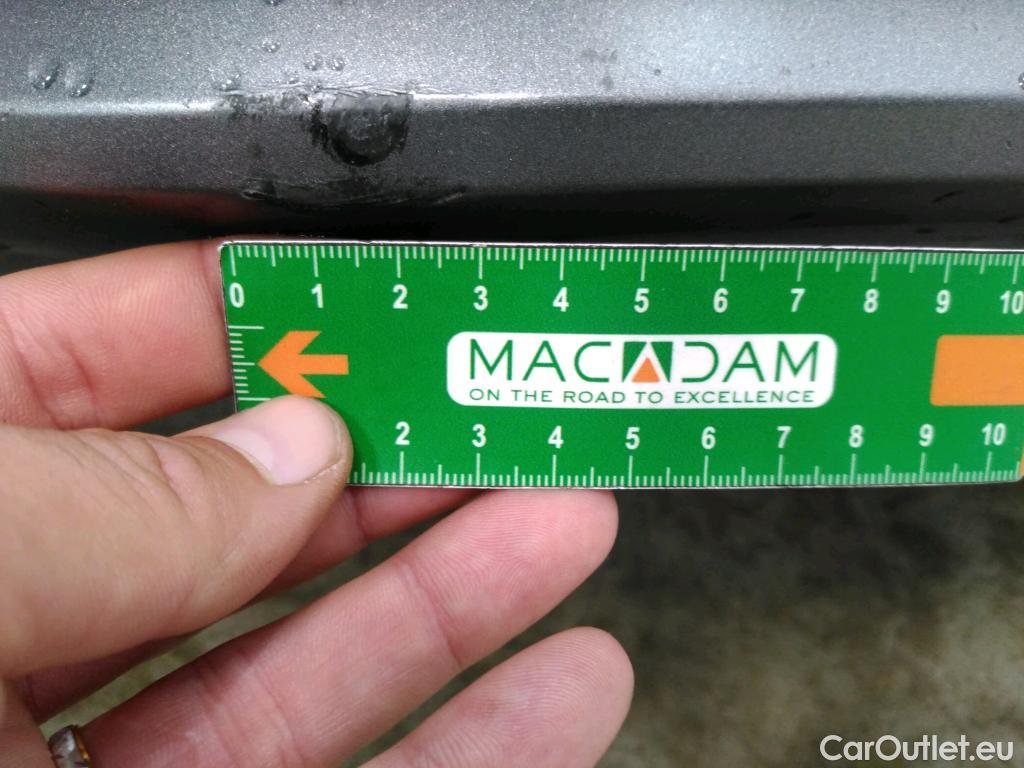  Volkswagen  Tiguan VOLKSWAGEN  Allspace / 2017 / 5P / SUV 2.0 TDI 150 DSG7 Carat #17