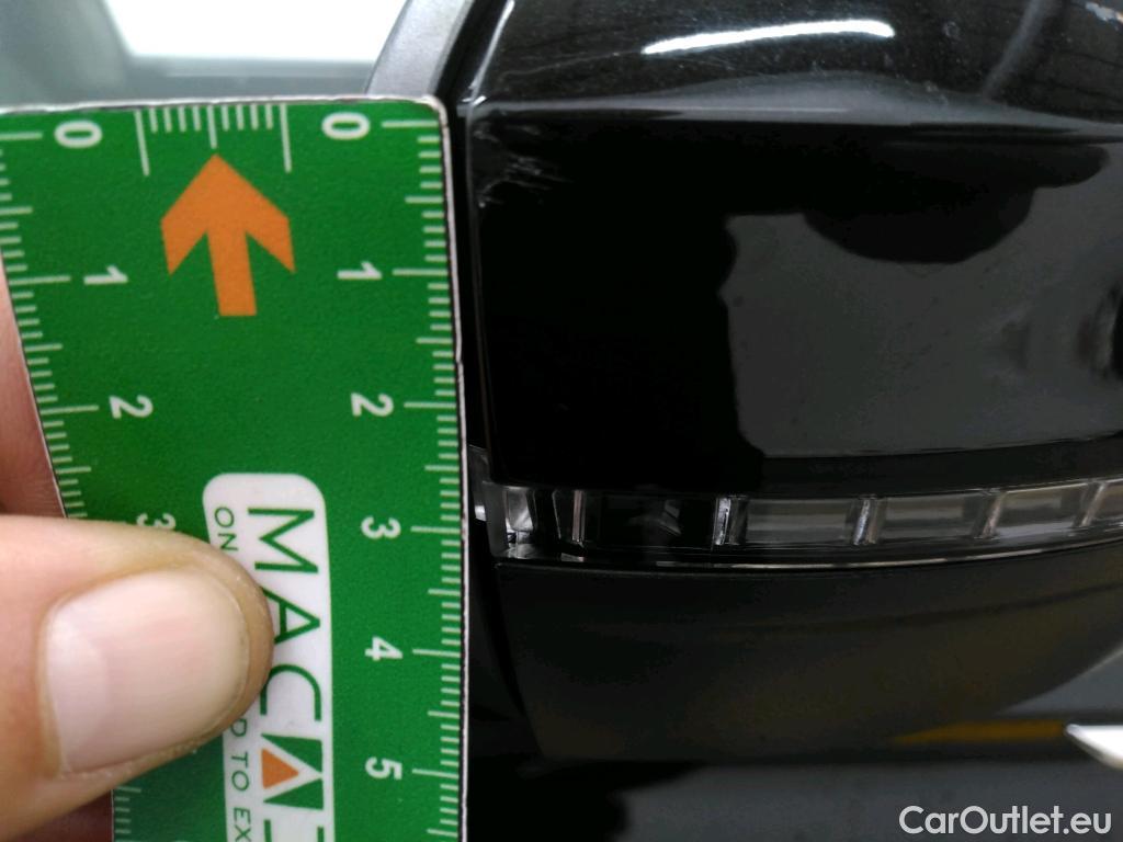  Volkswagen  Tiguan VOLKSWAGEN  Allspace / 2017 / 5P / SUV 2.0 TDI 150 DSG7 Carat #23