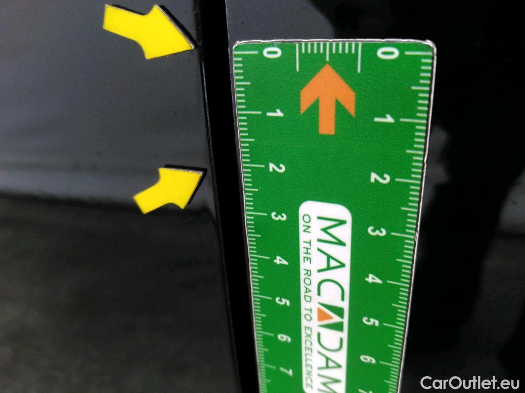  Volkswagen  Tiguan VOLKSWAGEN  Allspace / 2017 / 5P / SUV 2.0 TDI 150 DSG7 Carat #15