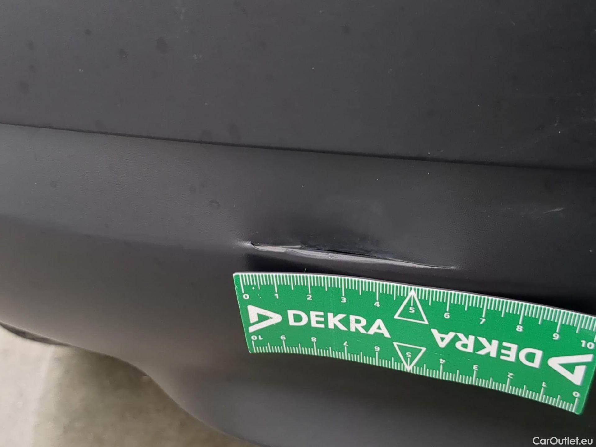  Citroen  C3  Société Feel Nav 1.2 PureTech 80CV BVM5 E6 #9