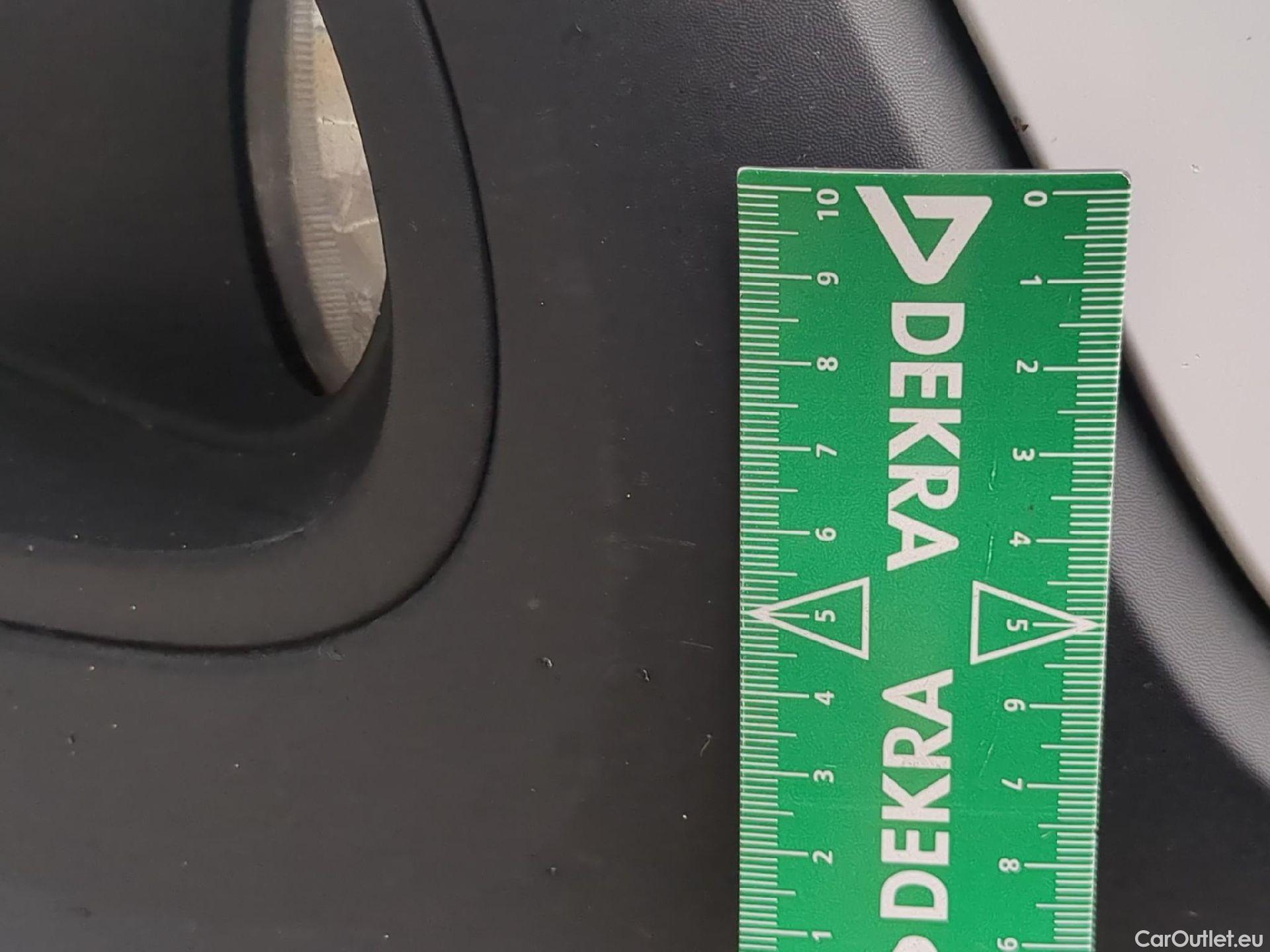  Citroen  C3  Société Feel Nav 1.2 PureTech 80CV BVM5 E6 #23