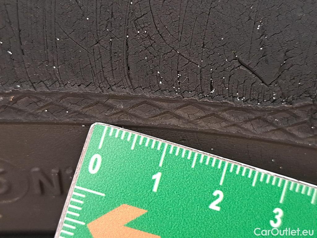  Citroen  C3  Société Live 1.2 PureTech 70CV BVM5 E6dT #4