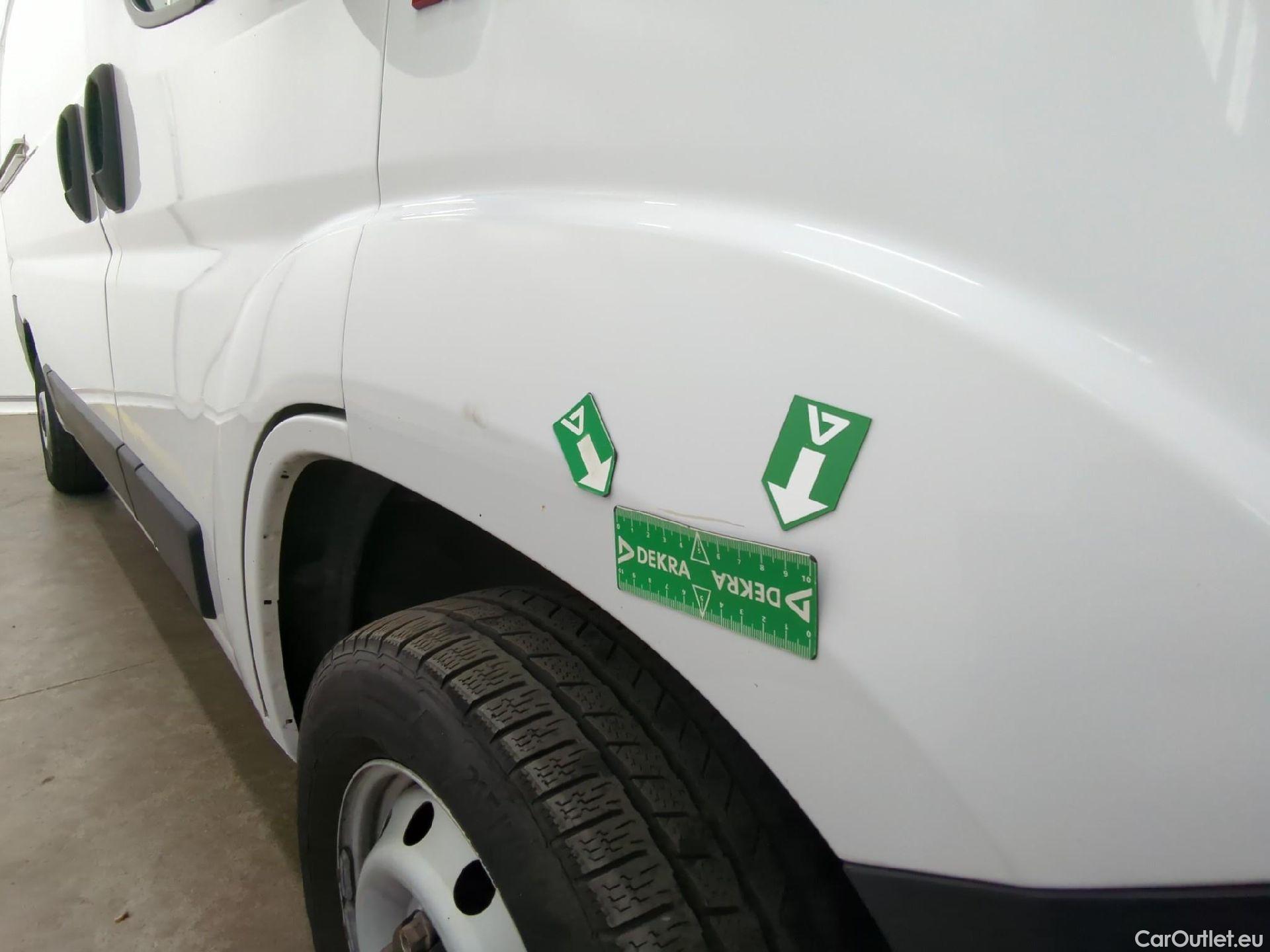  Fiat  Ducato FIAT  / 2014 / 4P / Fourgon tôlé 2.3 Multijet 120 3.0 M H2 Business #8