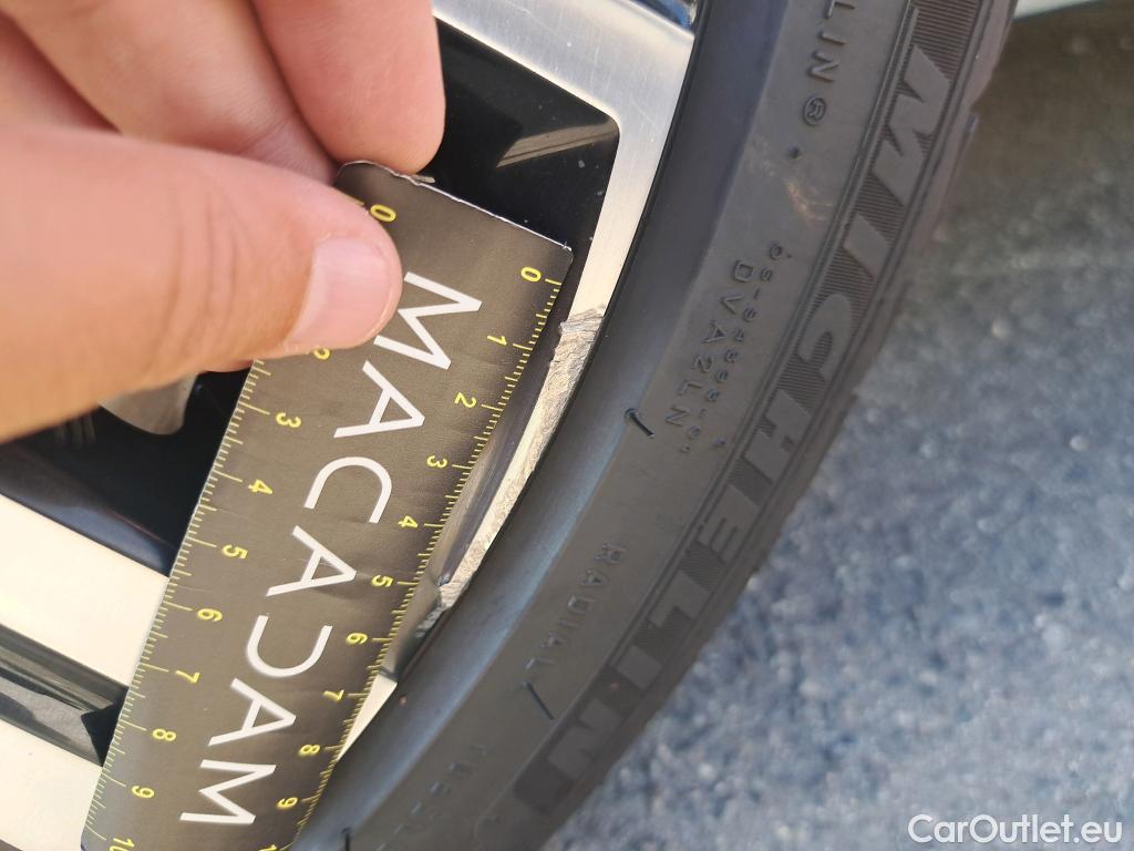  Toyota  Corolla TOYOTA  / 2018 / 5P / Berline Hybride 184h Design #22