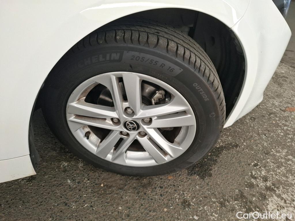  Toyota  Corolla TOYOTA  / 2018 / 5P / Berline Hybride 122h Dynamic Business #21