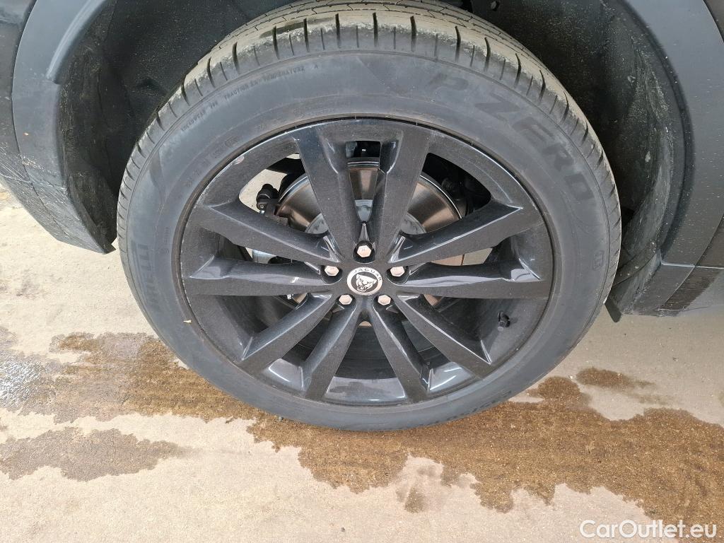  Jaguar  E-PACE JAGUAR  / 2017 / 5P / SUV P300e PHEV BVA AWD R-Dynamic S / VO RECONDITIONNE - PHOTOS AVANT RECONDITIONNEMENT #11