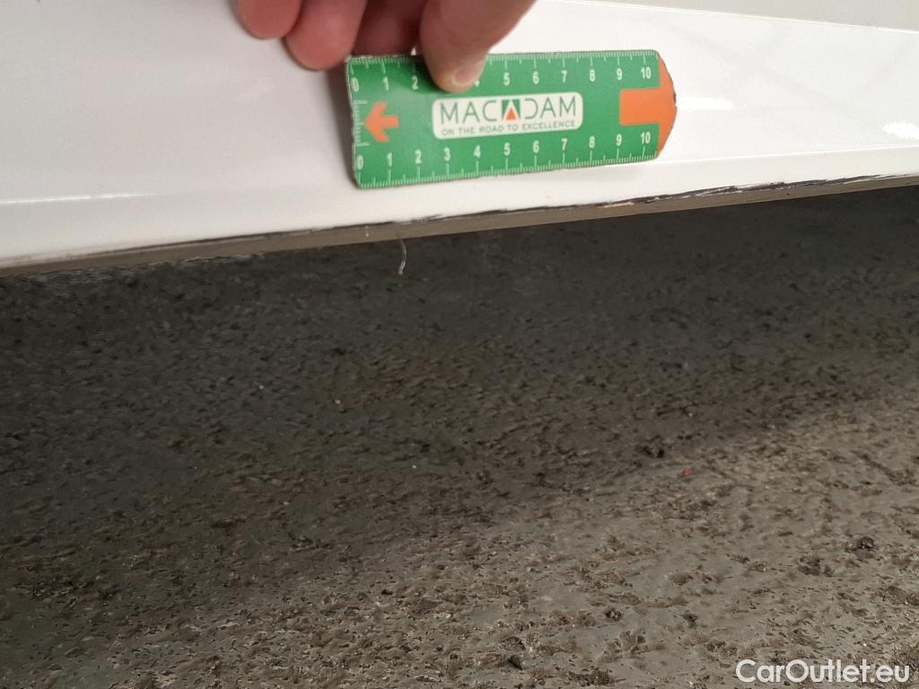  Toyota  Corolla TOYOTA  / 2018 / 5P / Berline Hybride 122h Dynamic Business #16