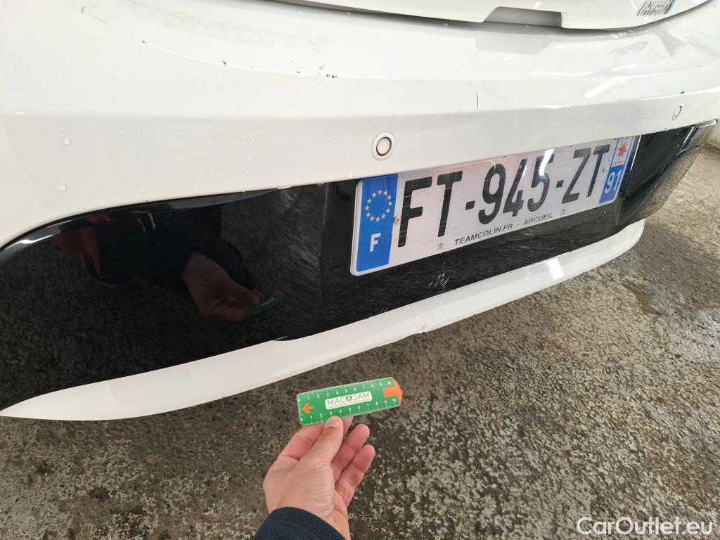  Toyota  Corolla TOYOTA  / 2018 / 5P / Berline Hybride 122h Dynamic Business #7