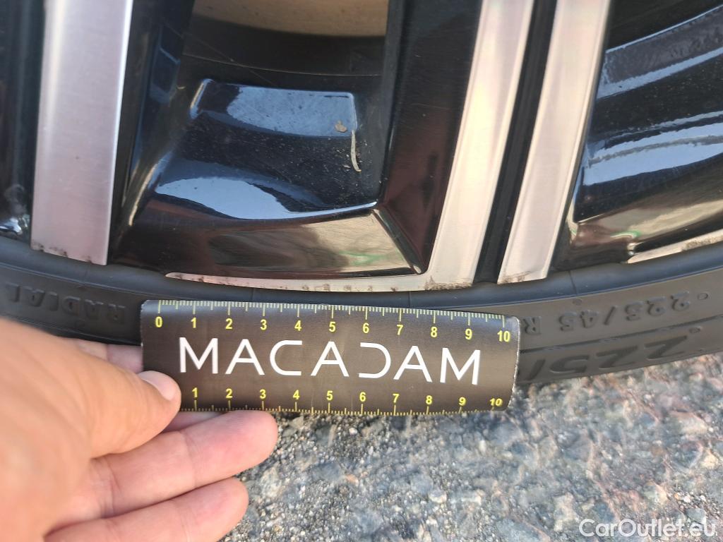  Toyota  Corolla TOYOTA  / 2018 / 5P / Berline Hybride 184h Design #41