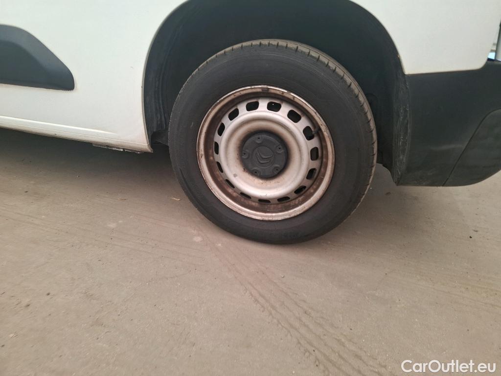  Citroen  Berlingo  Fourgon Club M 650 1.5 BlueHDi 75CV BVM5 E6dT #46