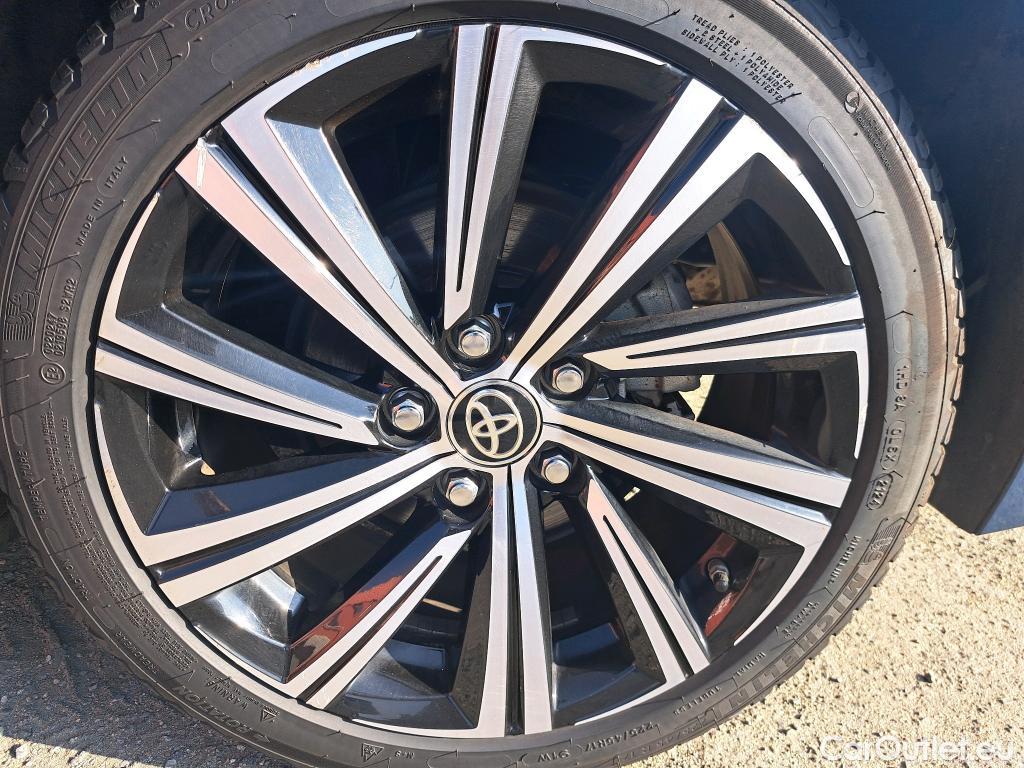  Toyota  Corolla TOYOTA  / 2018 / 5P / Berline Hybride 184h Design #34