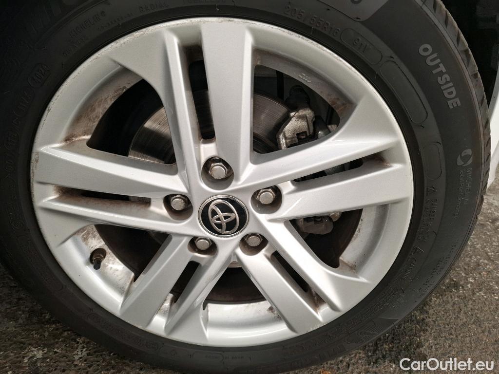  Toyota  Corolla TOYOTA  / 2018 / 5P / Berline Hybride 122h Dynamic Business #22