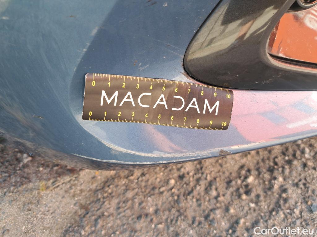  Toyota  Corolla TOYOTA  / 2018 / 5P / Berline Hybride 184h Design #12