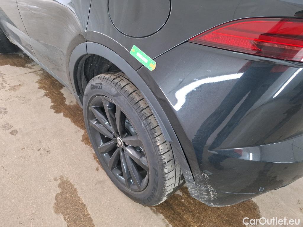  Jaguar  E-PACE JAGUAR  / 2017 / 5P / SUV P300e PHEV BVA AWD R-Dynamic S / VO RECONDITIONNE - PHOTOS AVANT RECONDITIONNEMENT #25