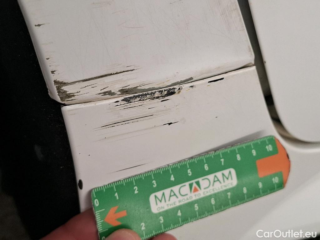  Toyota  Corolla TOYOTA  / 2018 / 5P / Berline Hybride 122h Dynamic Business #15