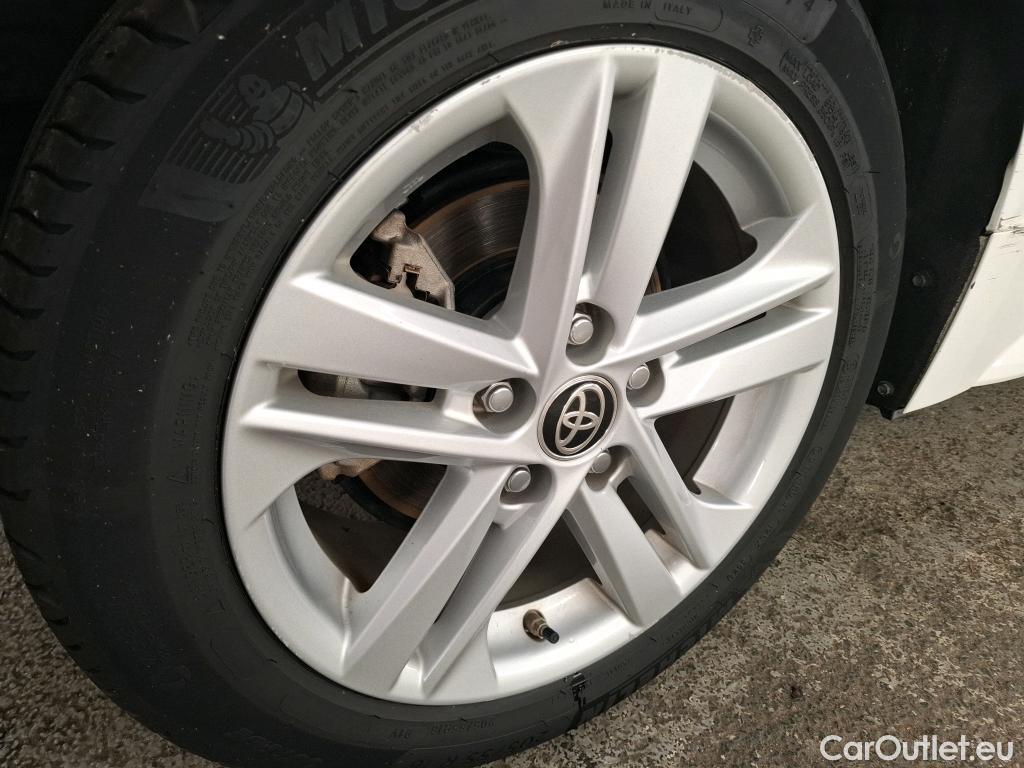  Toyota  Corolla TOYOTA  / 2018 / 5P / Berline Hybride 122h Dynamic Business #18