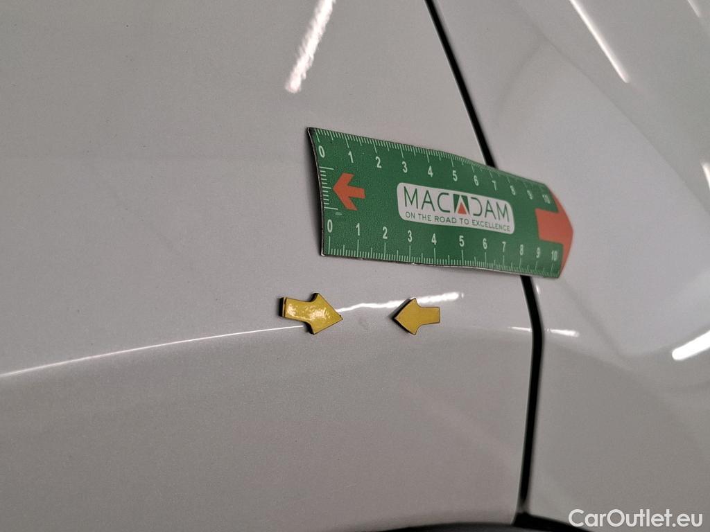  Toyota  C-HR TOYOTA  / 2016 / 5P / SUV 1.8 HYBRIDE 122 GRAPHIC #6