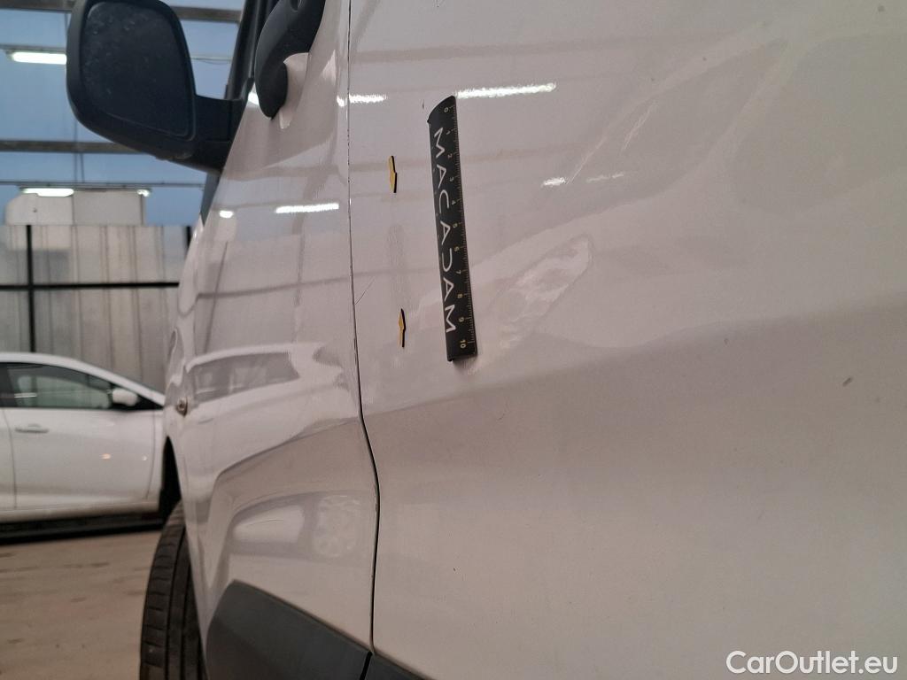  Citroen  Berlingo  Fourgon Club M 650 1.5 BlueHDi 75CV BVM5 E6dT #37